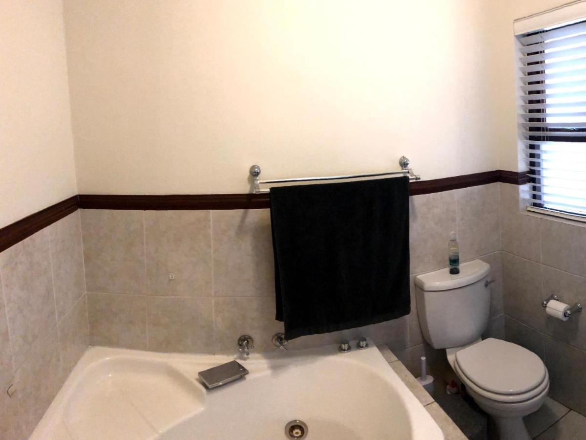 Modern Executive Apartment Sandton